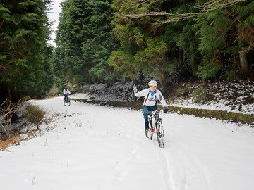 SNOW TRAIL