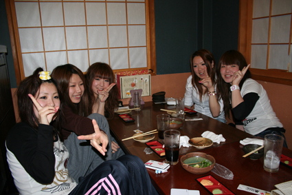 女子大キャンバス