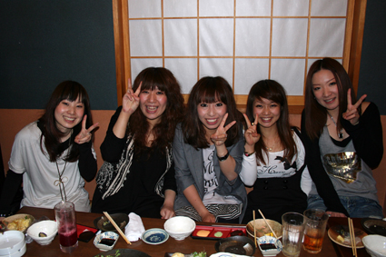 女子大キャンバス