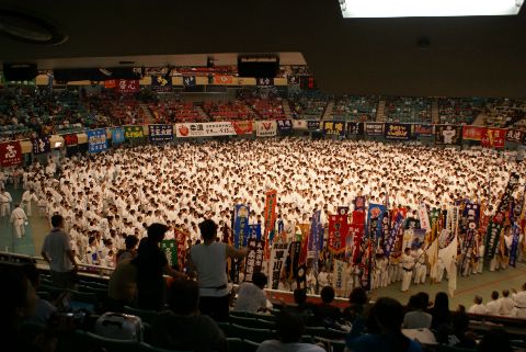 日本武道館がうまってます