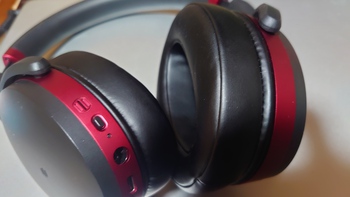 私のヘッドホンはSENNHEISER（本文とは無関係）