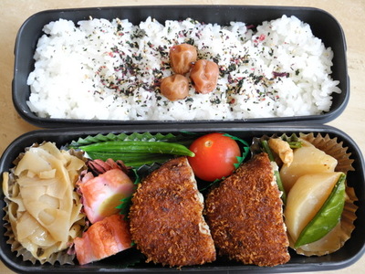何か変　お弁当