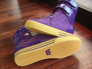 SOCIETY　PURPLE SUEDE PATENT