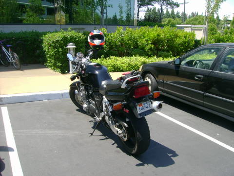 今日はバイク通勤