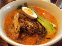 とんこつ坦々麺