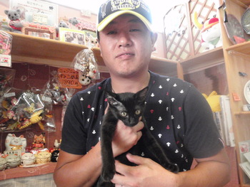 黒猫くん里親体験中