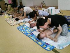 紀の川市ベビーマッサージ教室♪