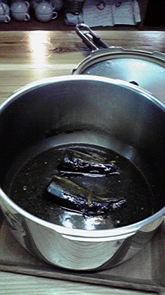 黒・黒・黒