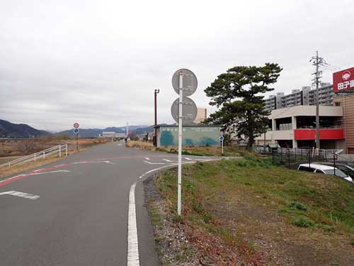 東海道線静岡駅西側２