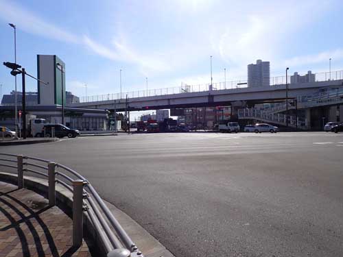 東海道線東神奈川駅