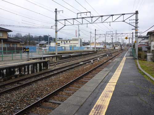 飯田線伊那八幡駅
