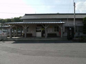 中央線釜戸駅