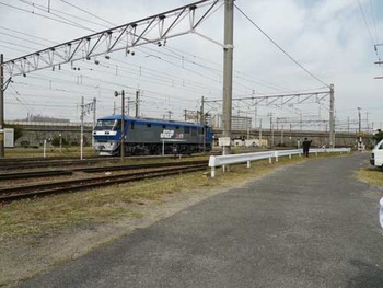 東海道線吹田駅倉庫