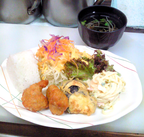 「Our’s L unch! 」