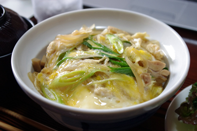 今日のお昼は親子丼★