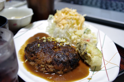 今日のお昼ご飯