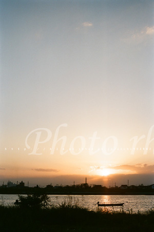 そよ風と夕陽。