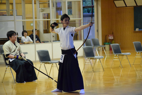 大阪府学生弓道選手権大会 大阪府学生弓道選手権大会