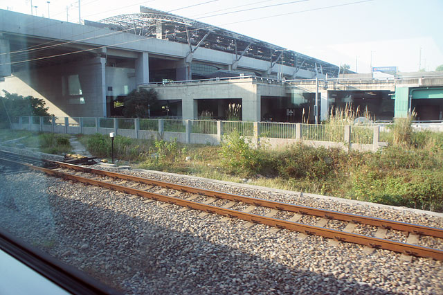 【台湾鉄道・台中→新烏日】新烏日は新幹線の台中乗り換え駅