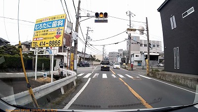 後ろ姿も