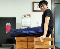 腹筋強化「Ｌ シット」