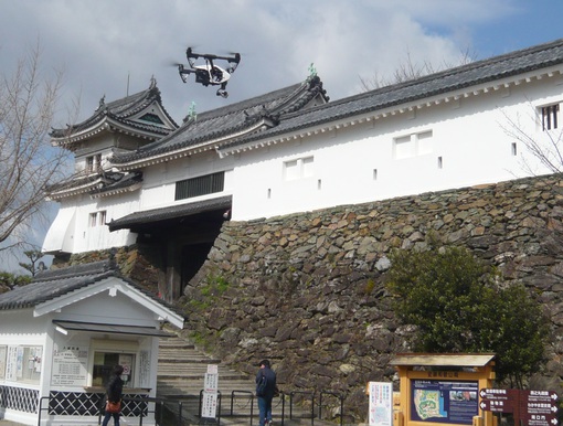 和歌山城で初めてドローンが！