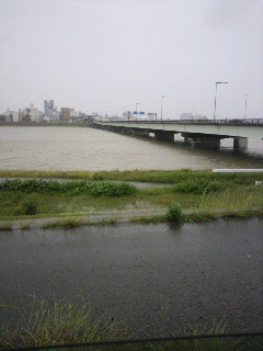台風2号さん